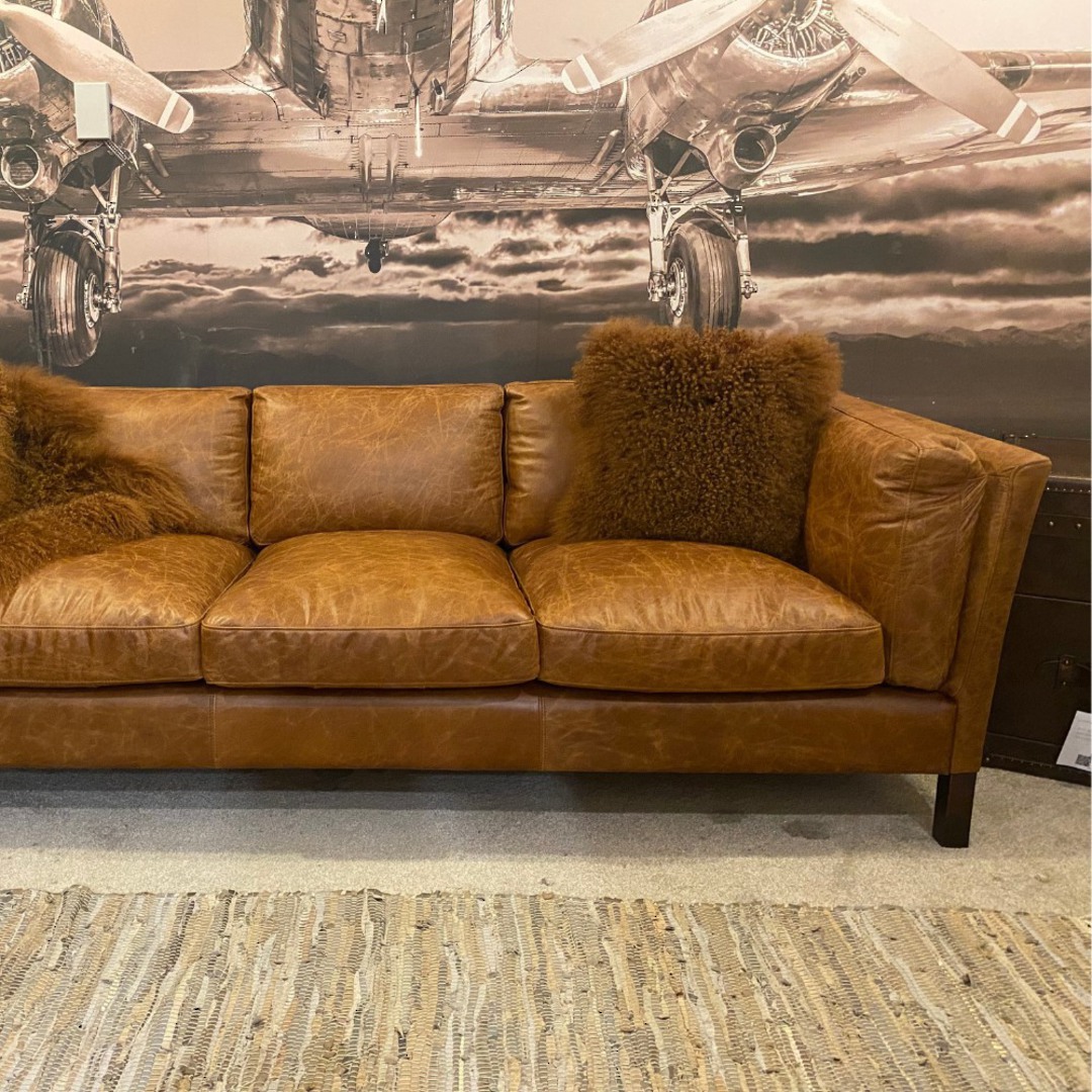Cambridge 3 Seater Leather Sofa image 9